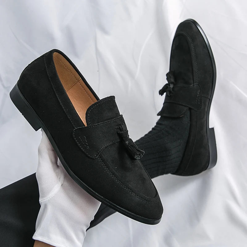 MOCASÍN DE ANTE CON BORLAS ETTORE