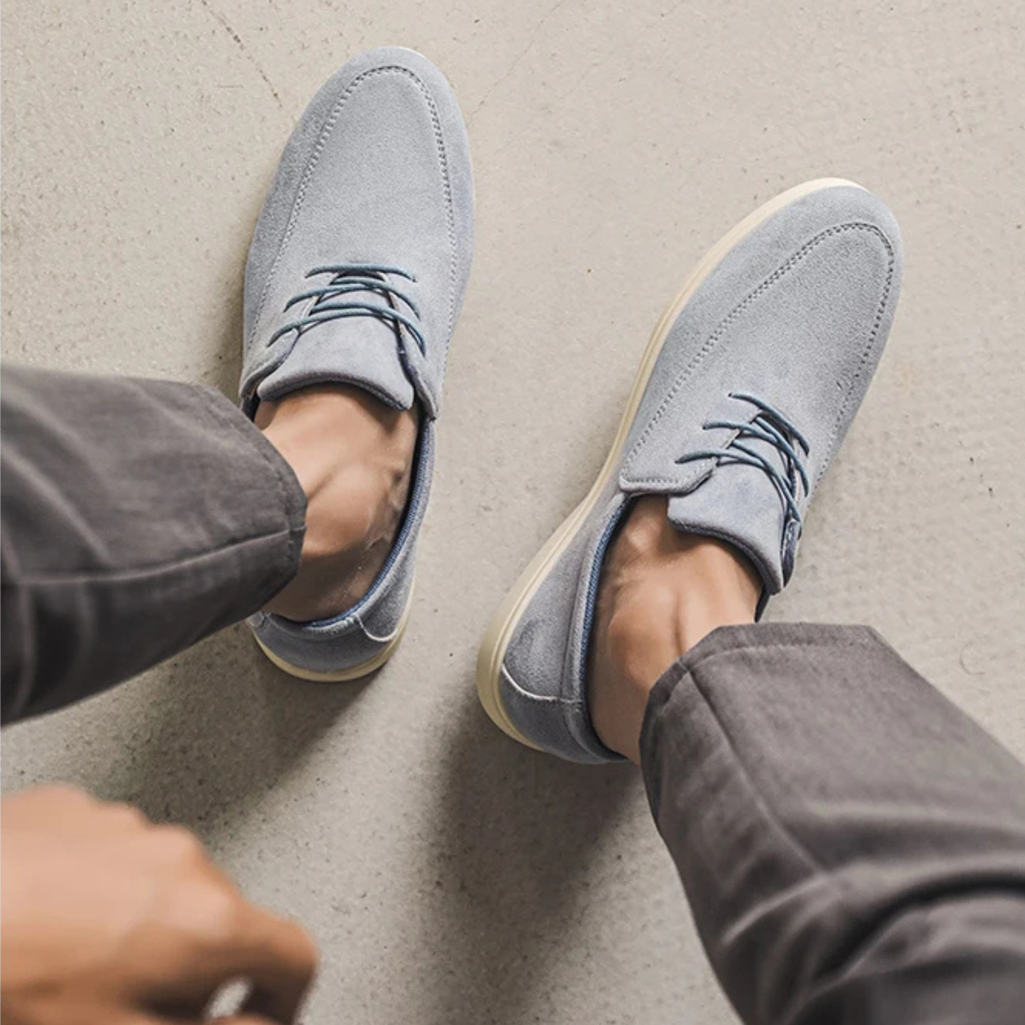 MOCASÍN DE ANTE CON CORDONES CLAUDIO