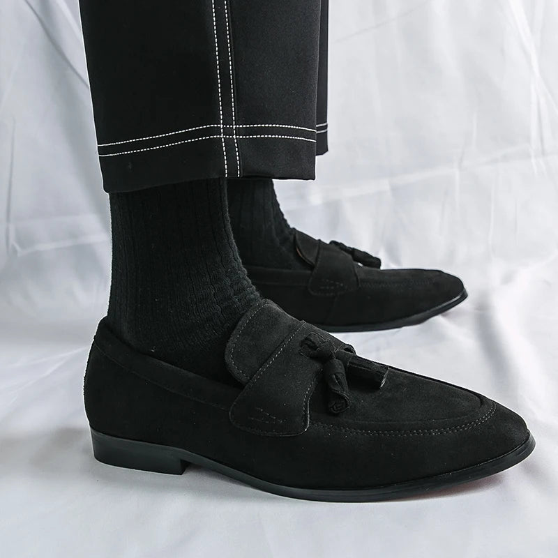 MOCASÍN DE ANTE CON BORLAS ETTORE