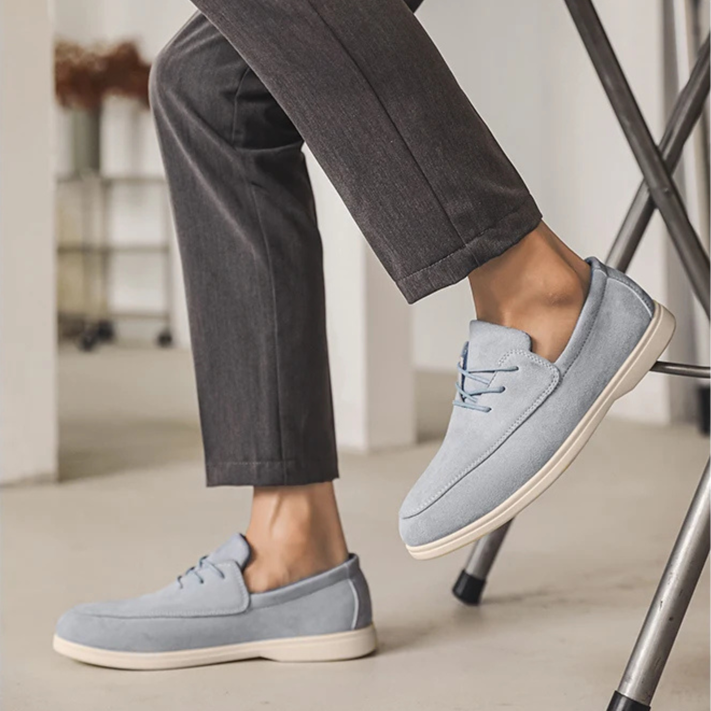 MOCASÍN DE ANTE CON CORDONES CLAUDIO