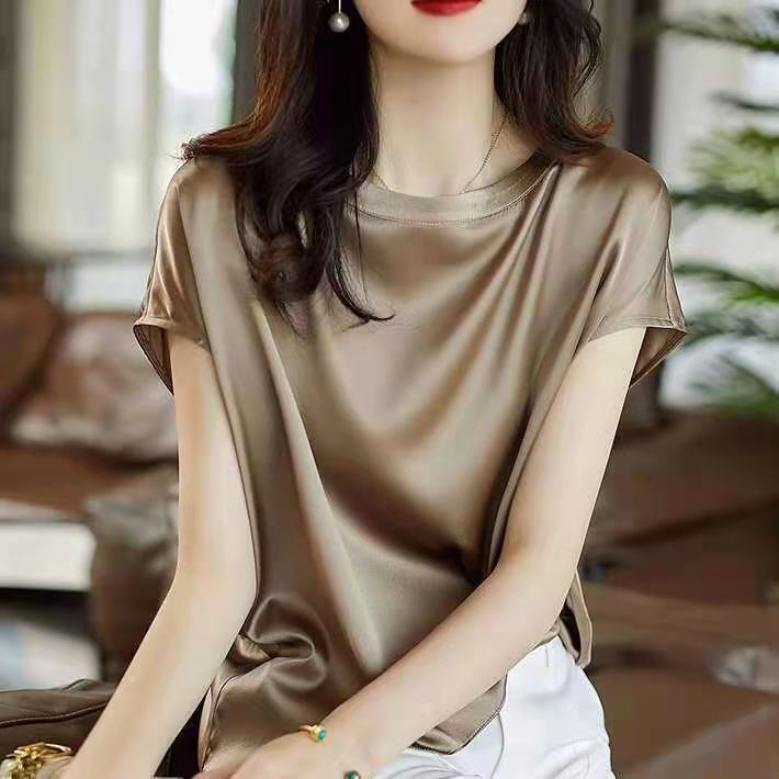 TOP ELEGANTE DE SEDA