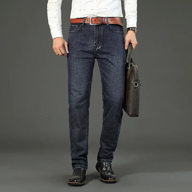 PANTALONES VAQUEROS STRAIGHT FIT LUCA