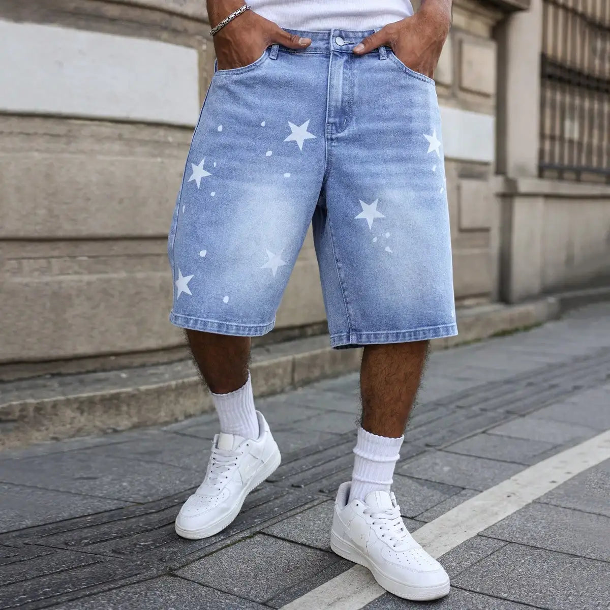 PANTALONES CORTOS AZULES CON ESTRELLAS
