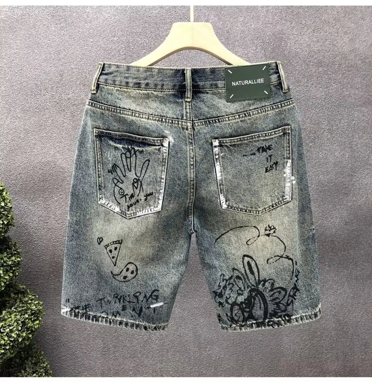 PANTALONES CORTOS VAQUEROS CON ESTAMPADO ROGUE