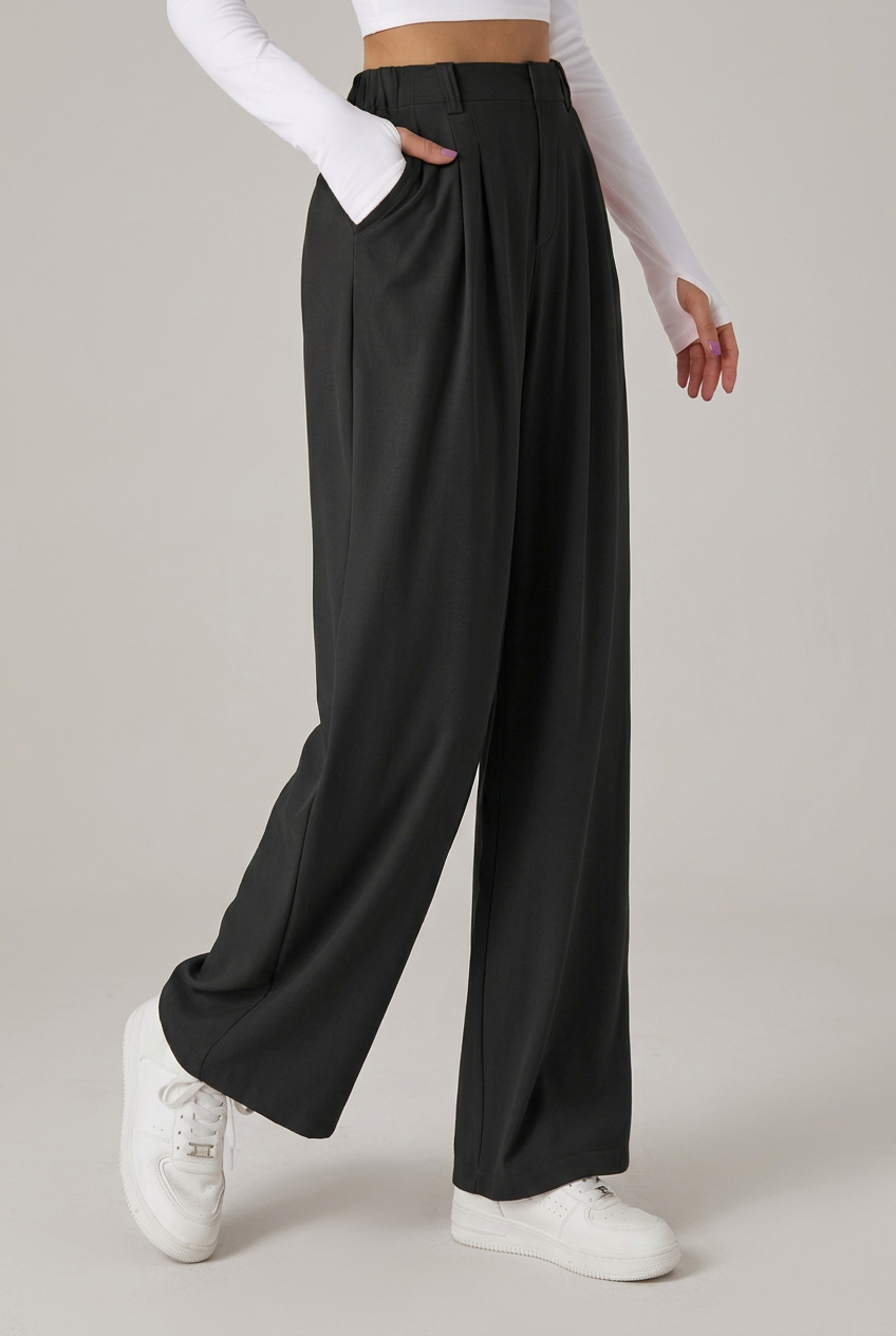 Pantalón de pierna ancha con cintura elástica