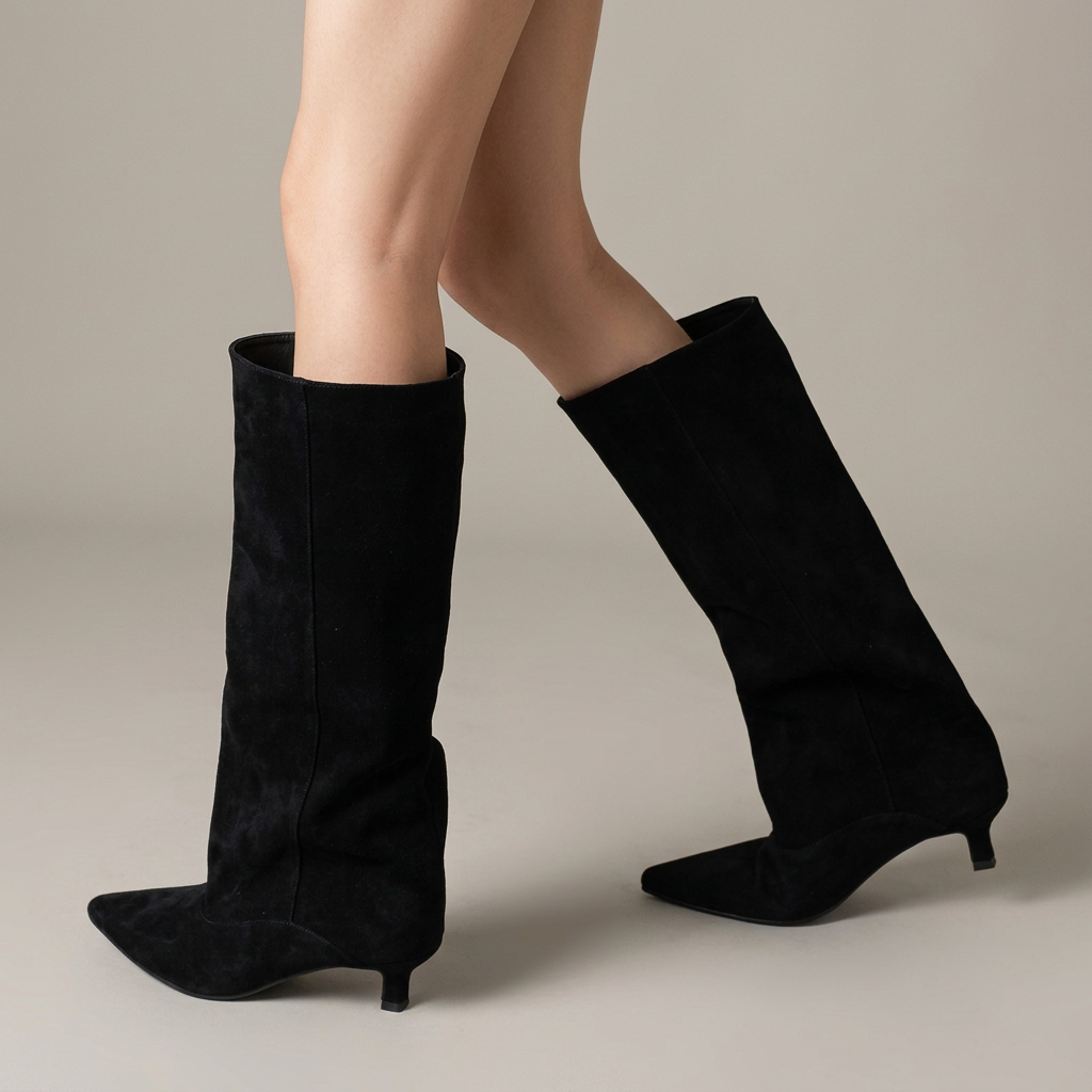 Botas altas de punta vivienne