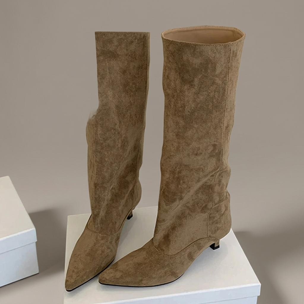 Botas altas de punta vivienne
