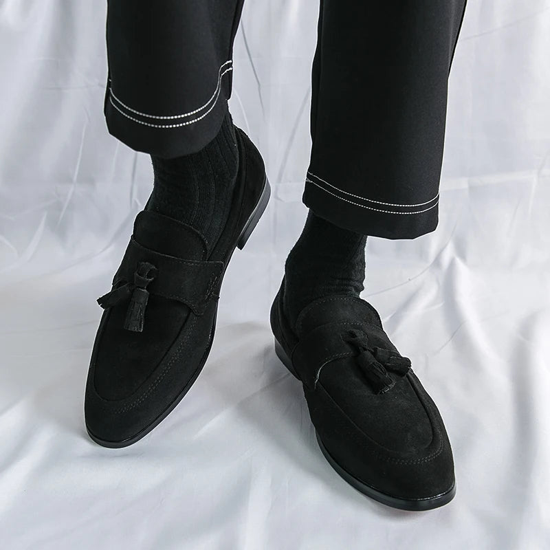 MOCASÍN DE ANTE CON BORLAS ETTORE
